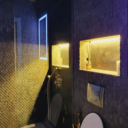 Apartament La Mirage 05 *